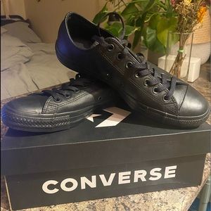 Leather Converse Chuck Taylors Low Tops (SIZE 9)